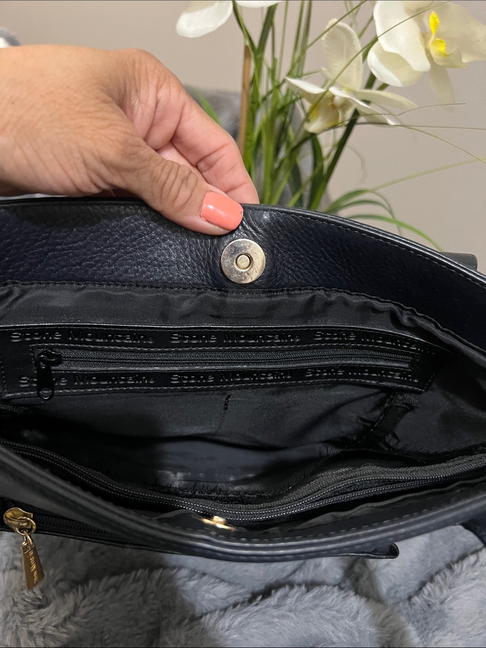 Stone Mountain Black Pebble Leather Shoulder Tote Bag GUC retail $79 - Picture 9 of 11